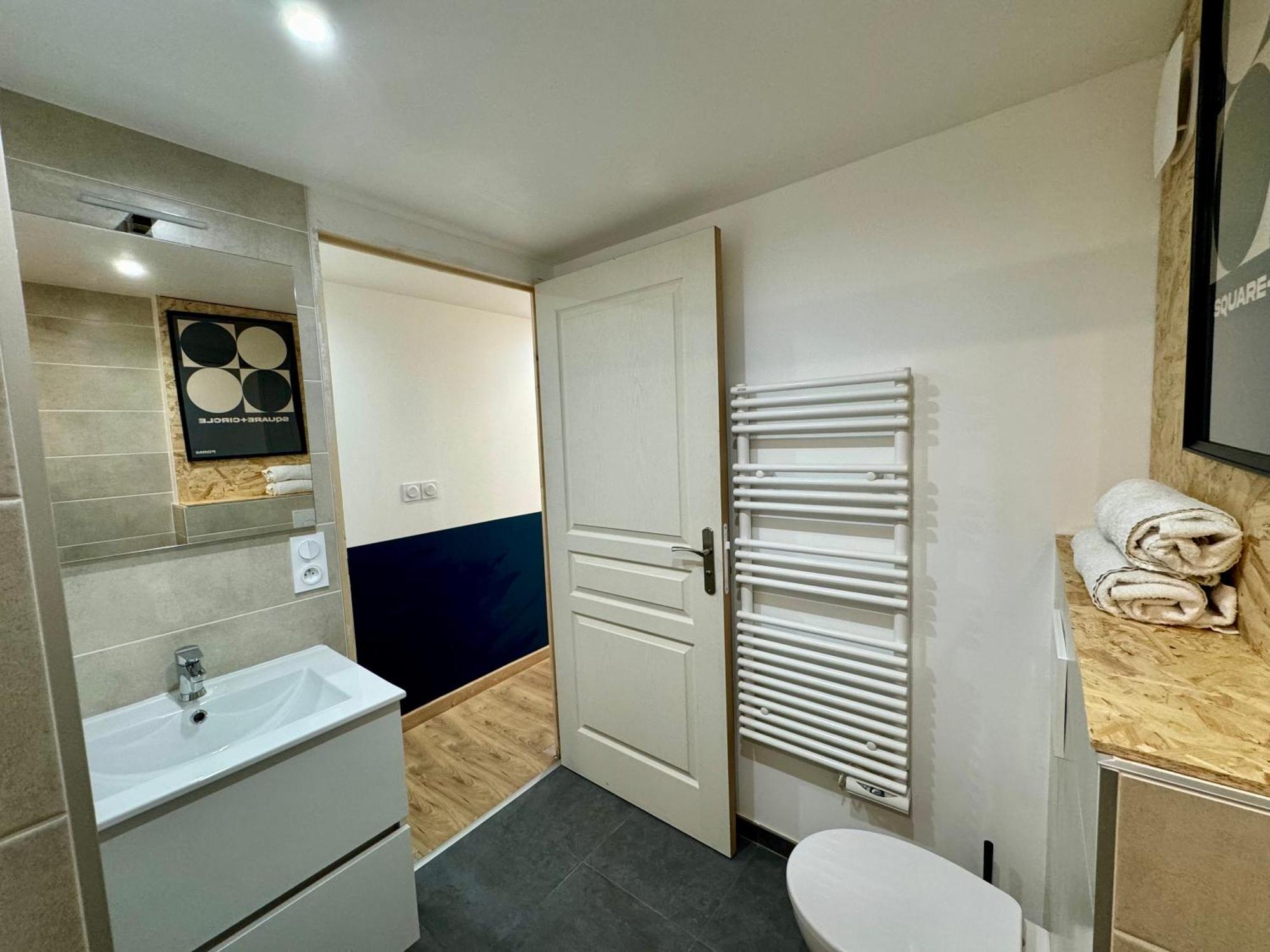 Suite Elias Villeurbanne Ngoại thất bức ảnh